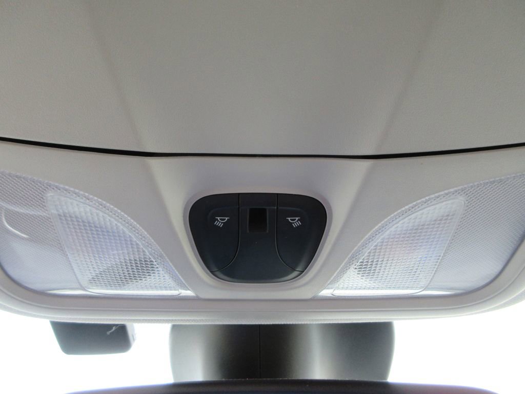 Used 2021 Jeep Cherokee Latitude Plus image 31