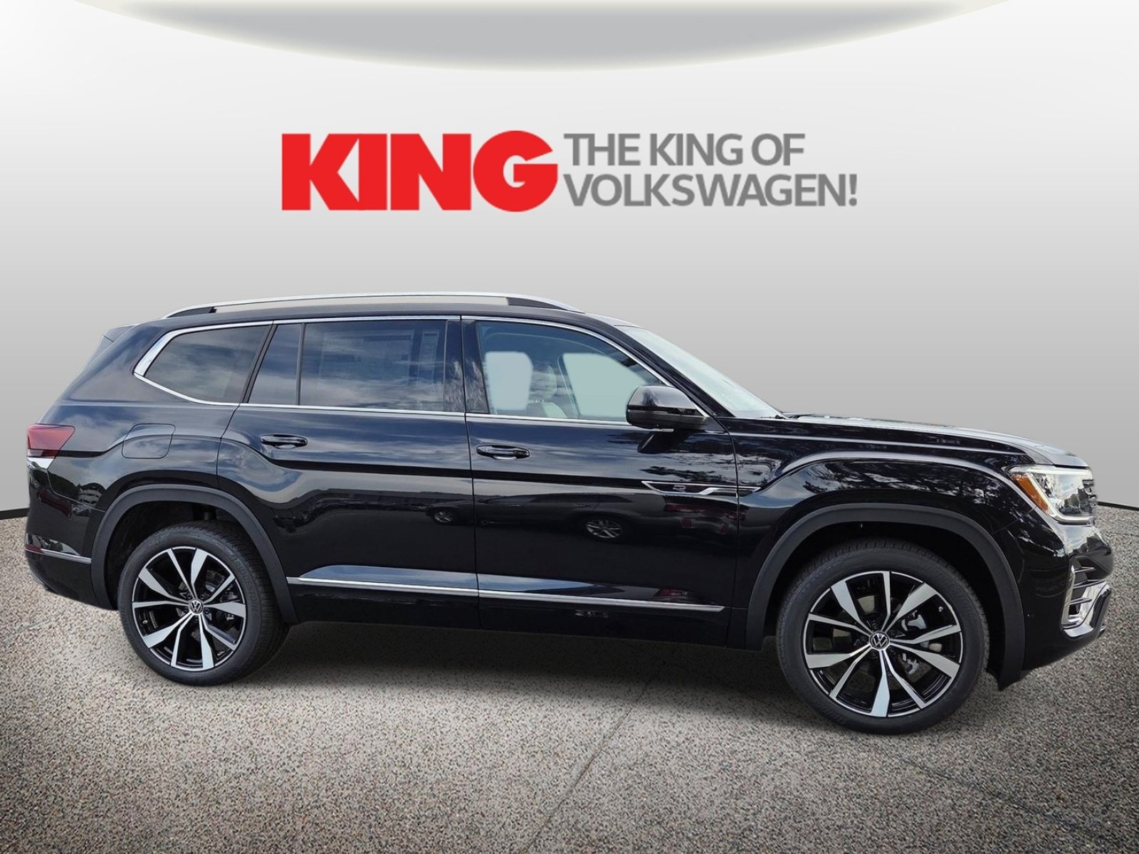 New 2026 Volkswagen Atlas SEL Premium R-Line AWD/4WD image 2