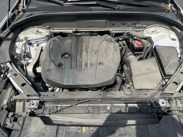 Used 2024 Volvo XC60 B5 Plus w/ Protection Package Premier image 21