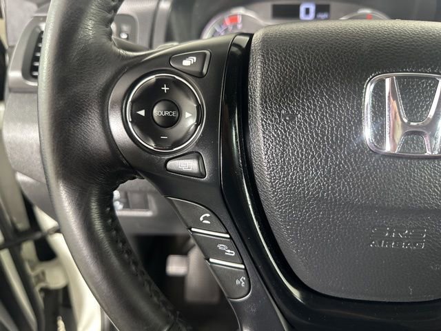 Used 2018 Honda Pilot Touring image 12