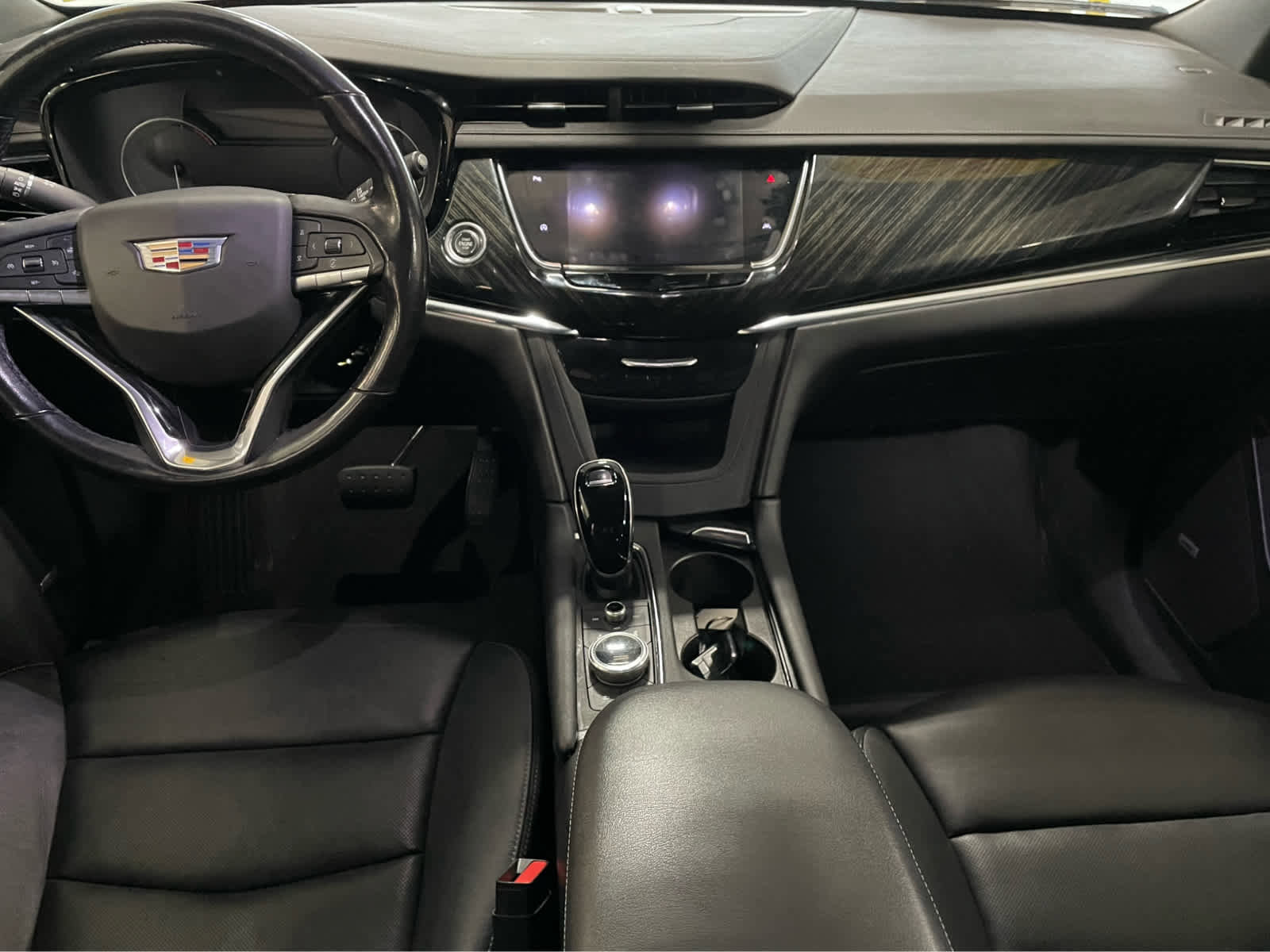 Used 2020 Cadillac XT6 Premium Luxury image 9