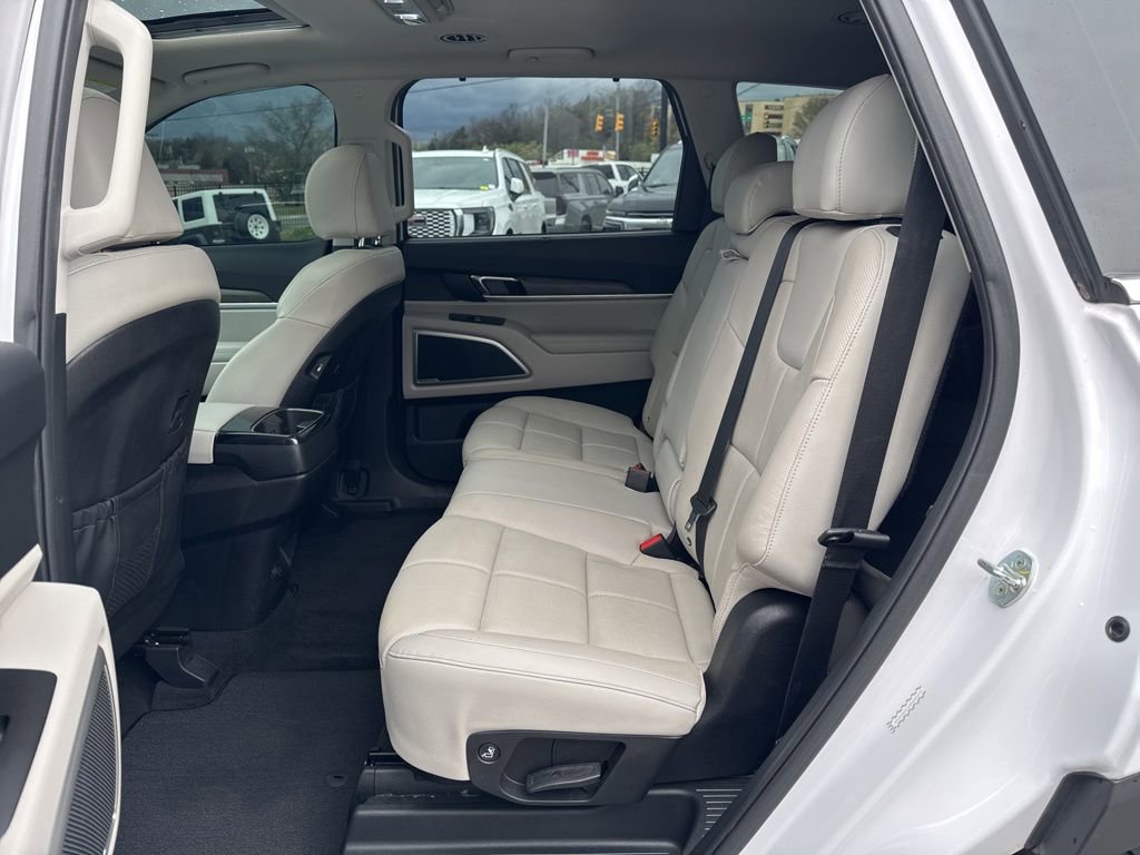 Used 2022 Kia Telluride EX w/ Towing Package image 29