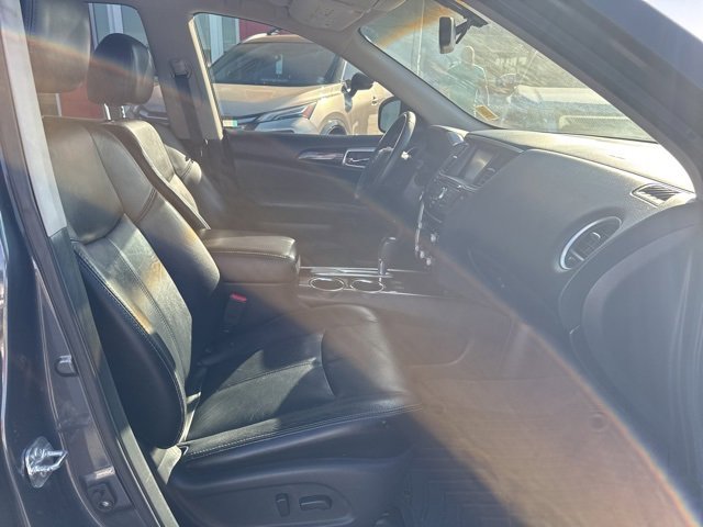 Used 2013 Nissan Pathfinder SL w/ Trailer Tow Pkg image 11