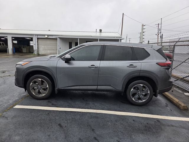 Certified 2026 Nissan Rogue SV w/ Cold Weather Package FWD image 6