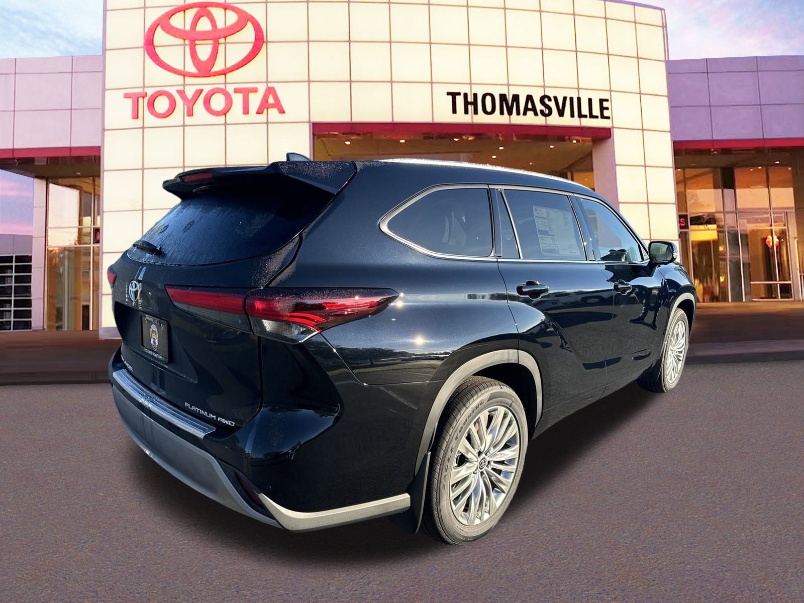 New 2025 Toyota Highlander Platinum AWD/4WD image 5