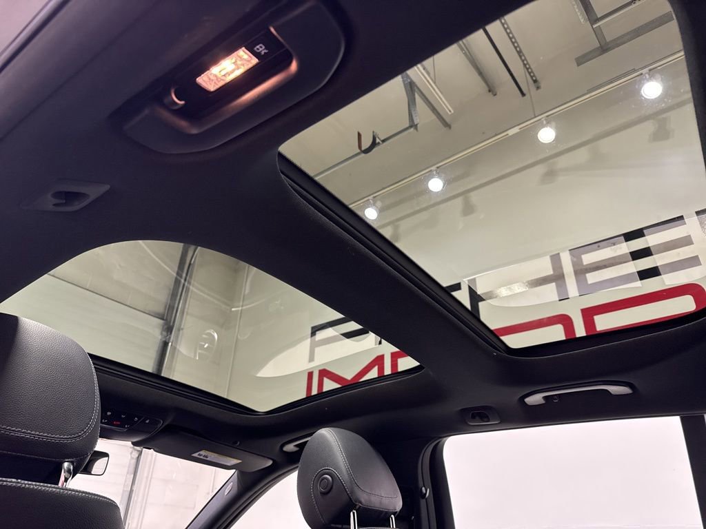 Used 2017 Mercedes-Benz E 400 4MATIC Wagon w/ Premium 1 Package image 32