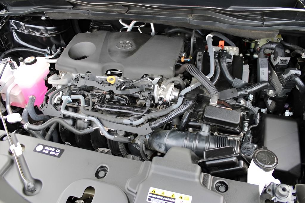 Certified 2023 Toyota Sienna LE image 23