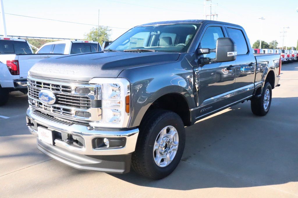 New 2026 Ford F250 XLT w/ FX4 Off-Road Package image 9