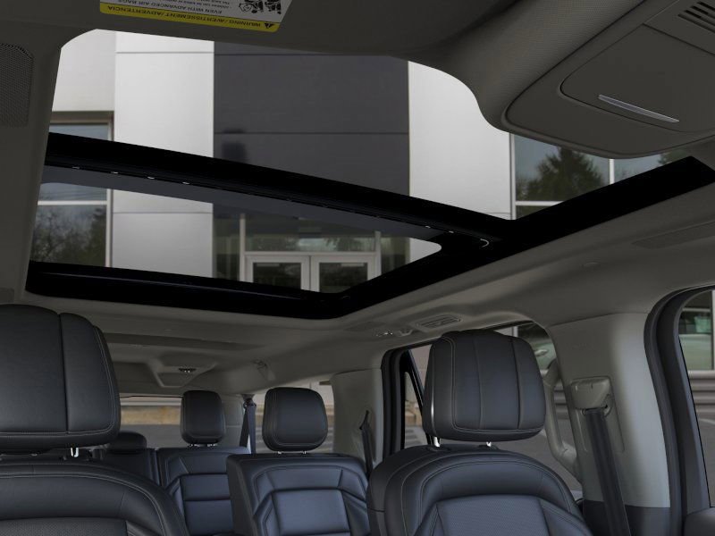 New 2025 Lincoln Navigator L Reserve image 22