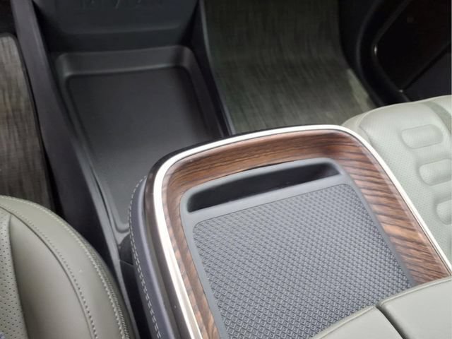 Used 2023 Rivian R1T Adventure AWD/4WD image 26