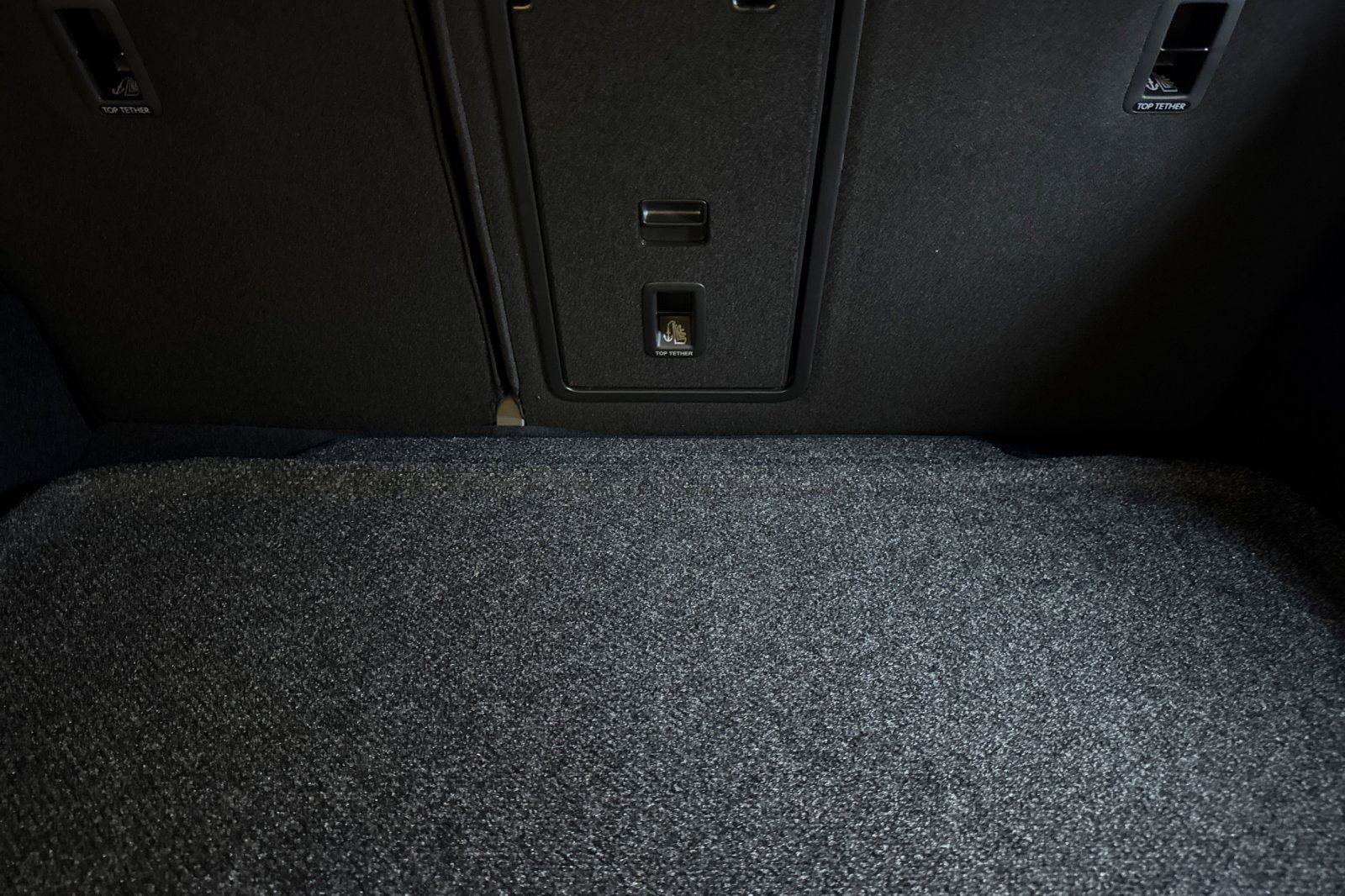 New 2025 Volkswagen Taos SE image 14