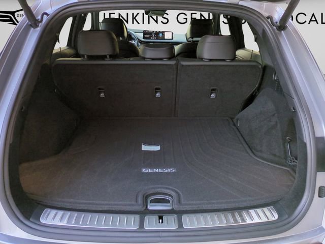 Certified 2025 Genesis GV70 3.5T Sport w/ Sport Advanced Package AWD/4WD image 15