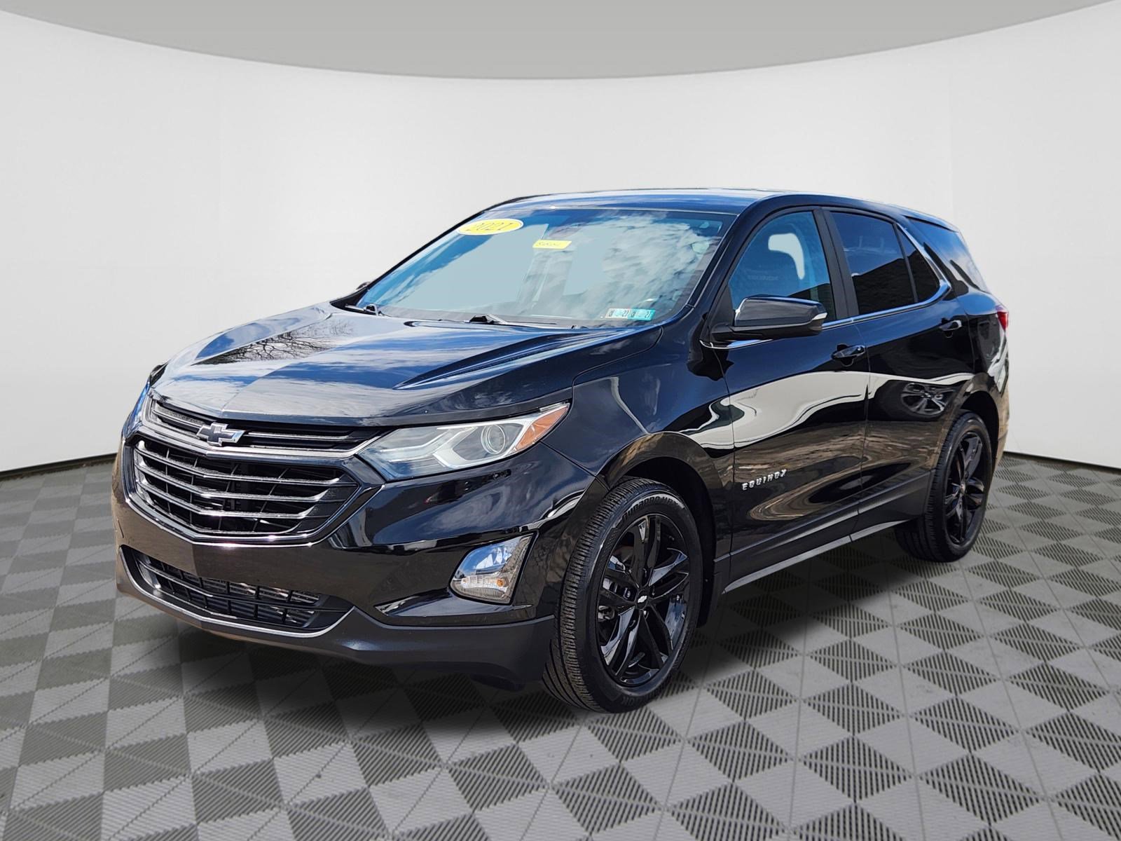 Used 2021 Chevrolet Equinox LT image 2