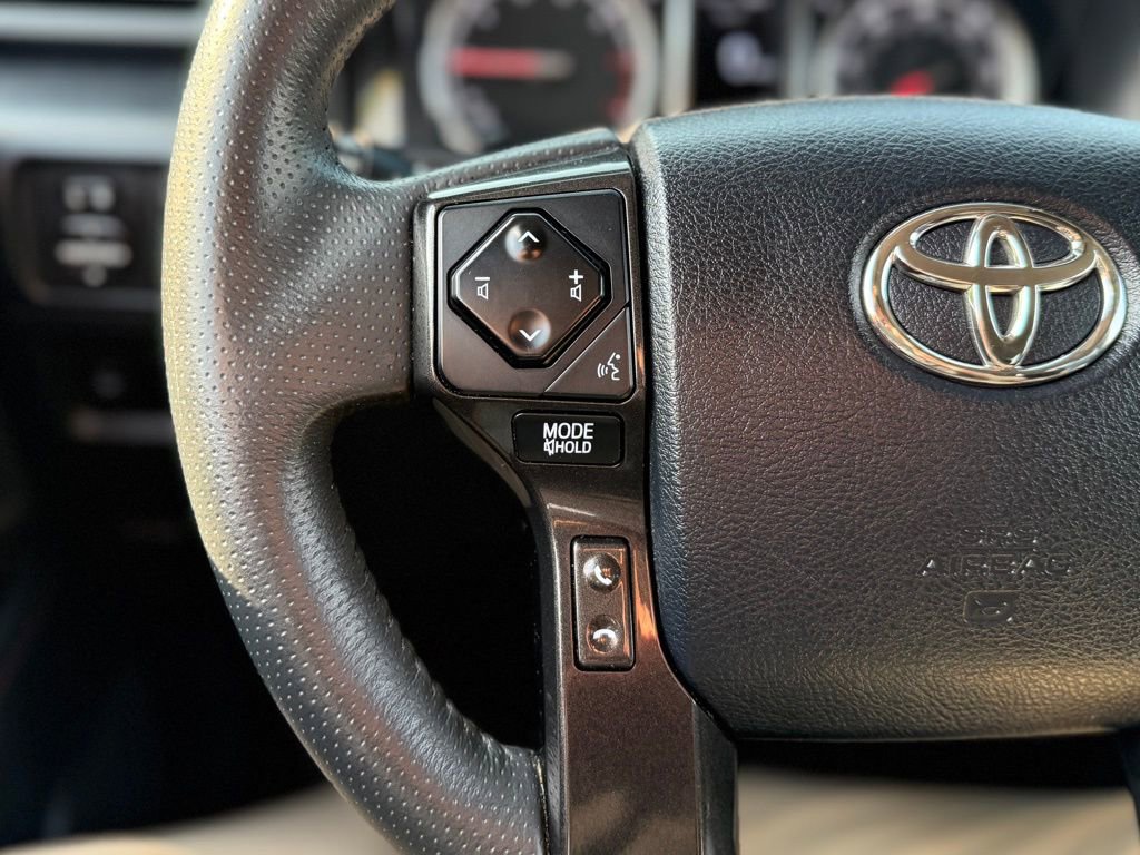 Used 2020 Toyota 4Runner Venture image 13