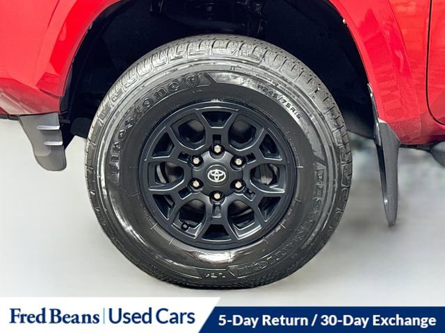 Used 2022 Toyota Tacoma SR5 image 28