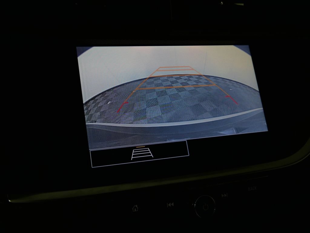 Used 2020 Buick Encore GX Select FWD image 27