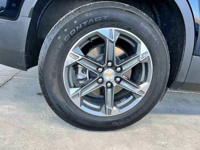 Used 2025 Chevrolet Blazer LT image 13