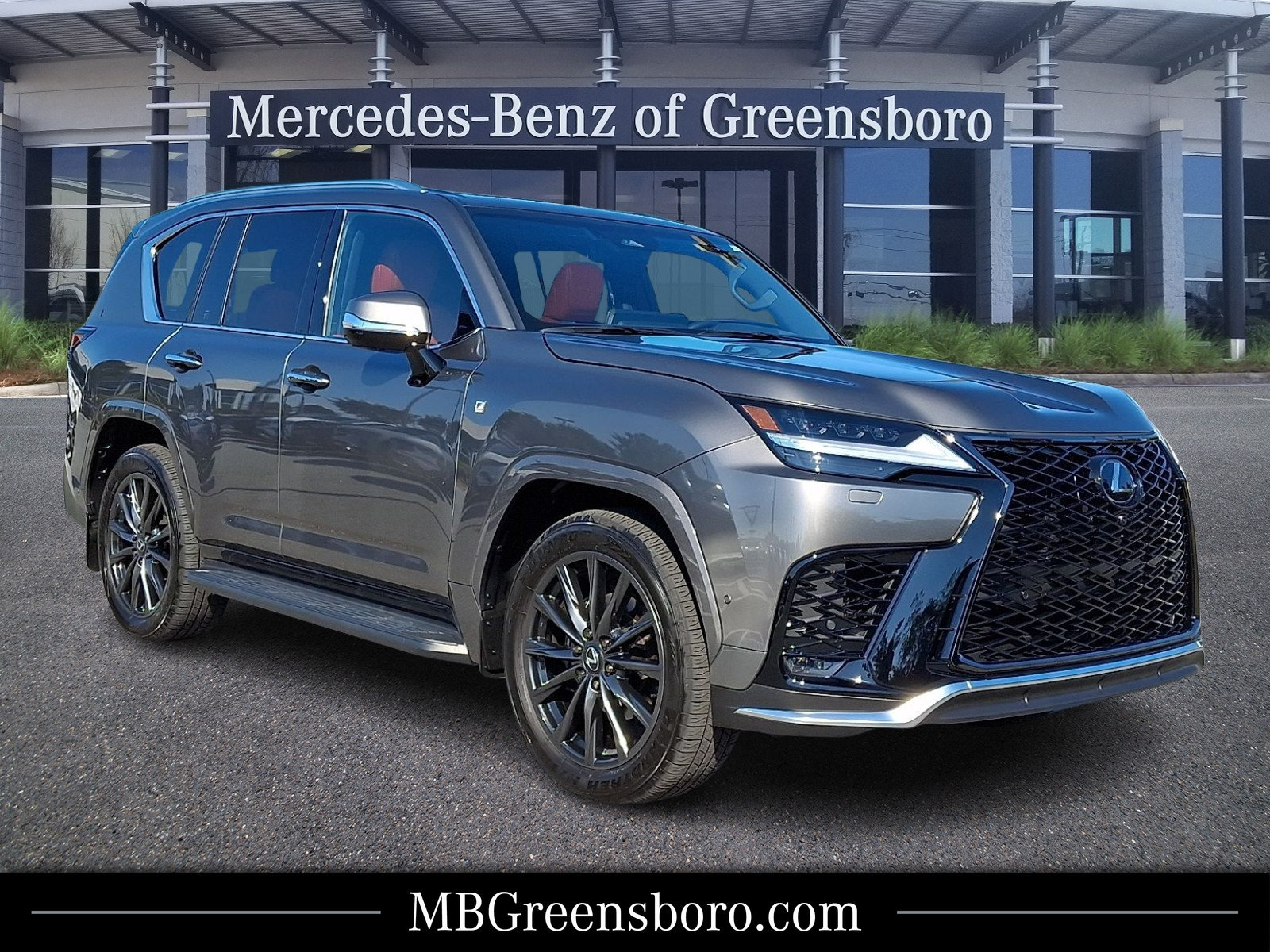 Used 2025 Lexus LX 700h F Sport w/ Accessory Package (Z1)