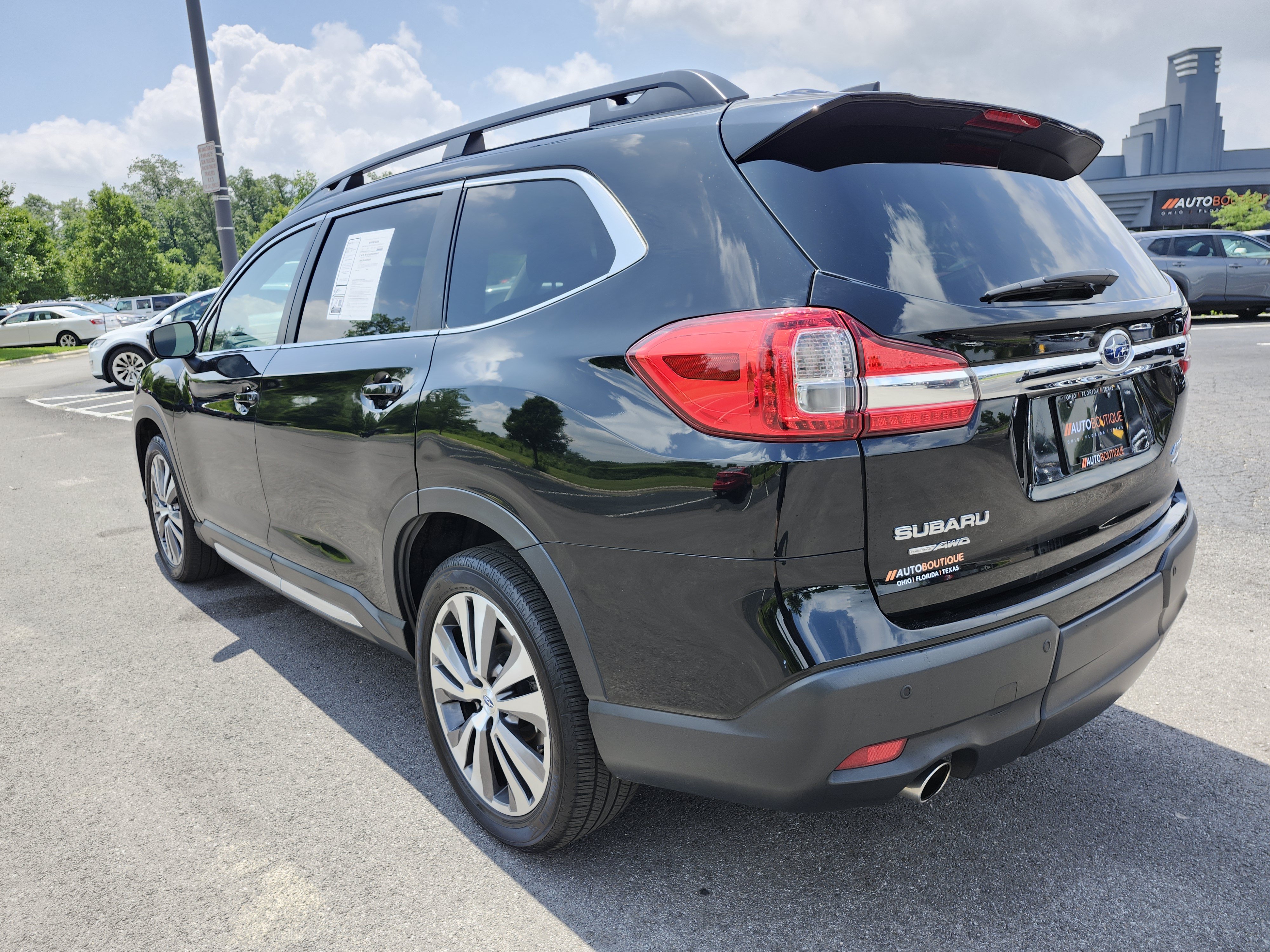 Used 2022 Subaru Ascent Limited AWD/4WD image 15