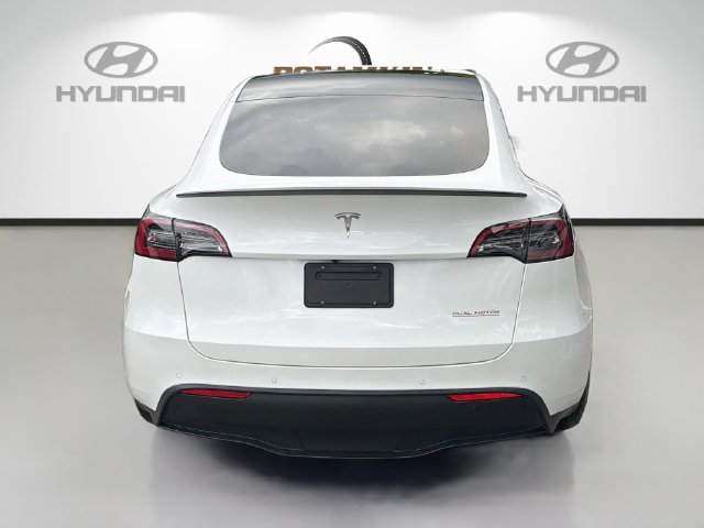 Used 2022 Tesla Model Y Performance AWD/4WD image 6