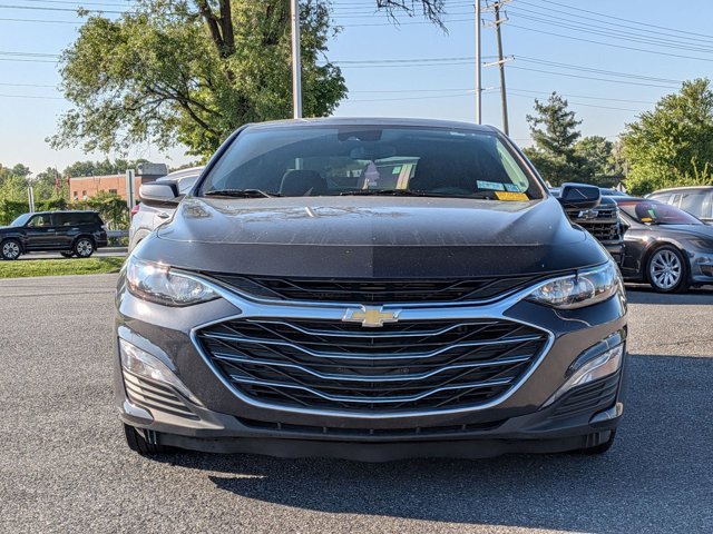 Used 2023 Chevrolet Malibu LT FWD image 2