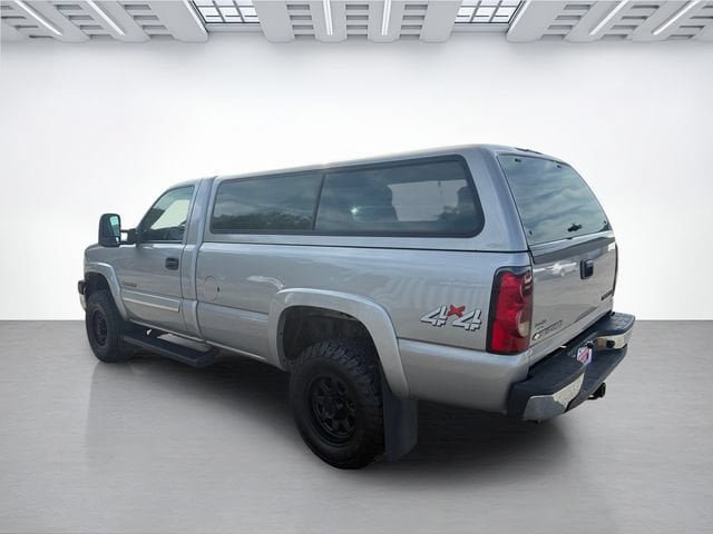 Used 2004 Chevrolet Silverado 2500 LS AWD/4WD image 7