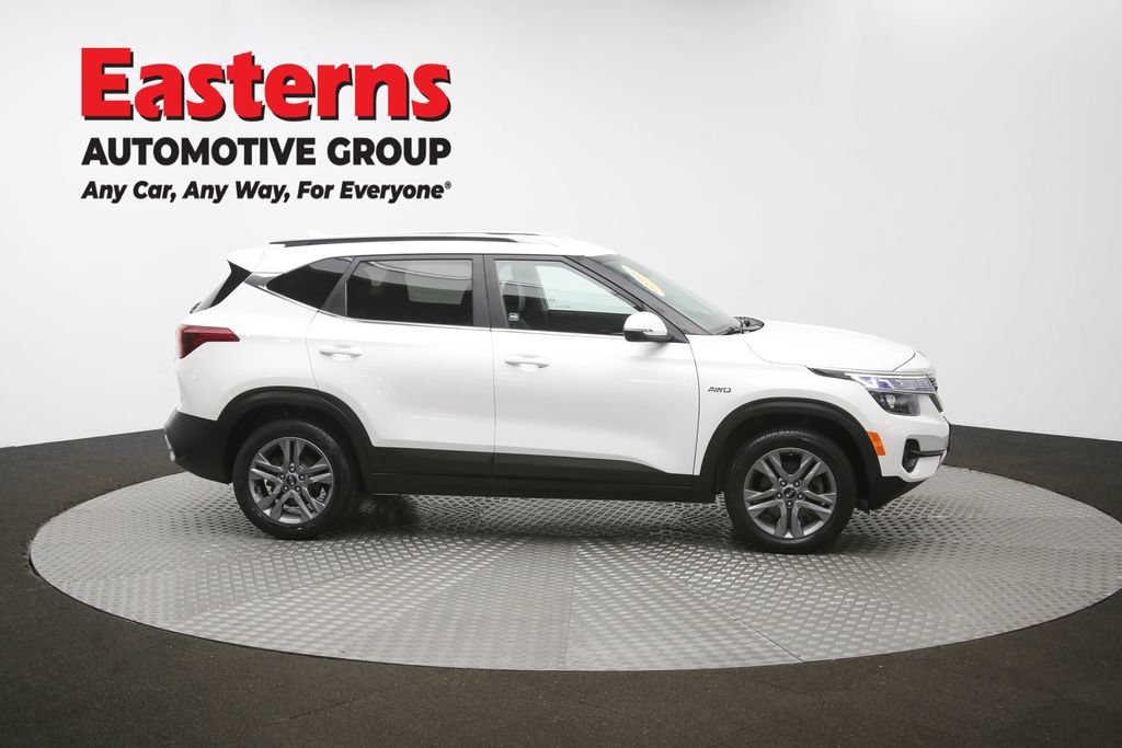 Used 2021 Kia Seltos S AWD/4WD image 44