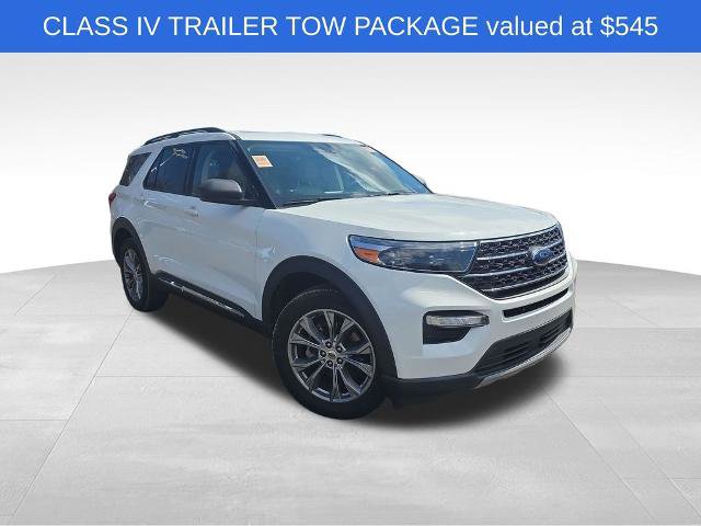Certified 2022 Ford Explorer XLT w/ Equipment Group 202A image 9