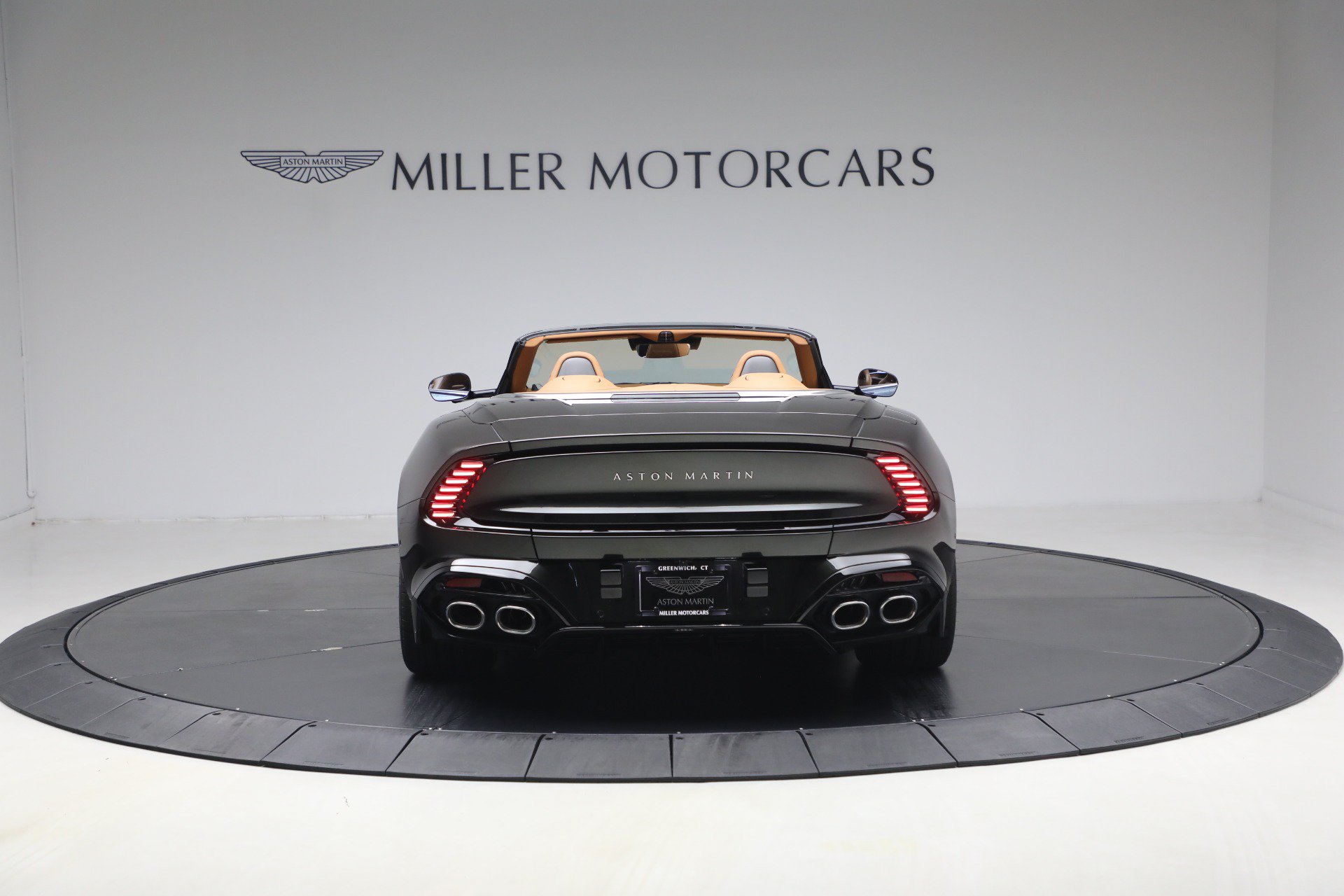 New 2026 Aston Martin Vanquish Convertible RWD image 6