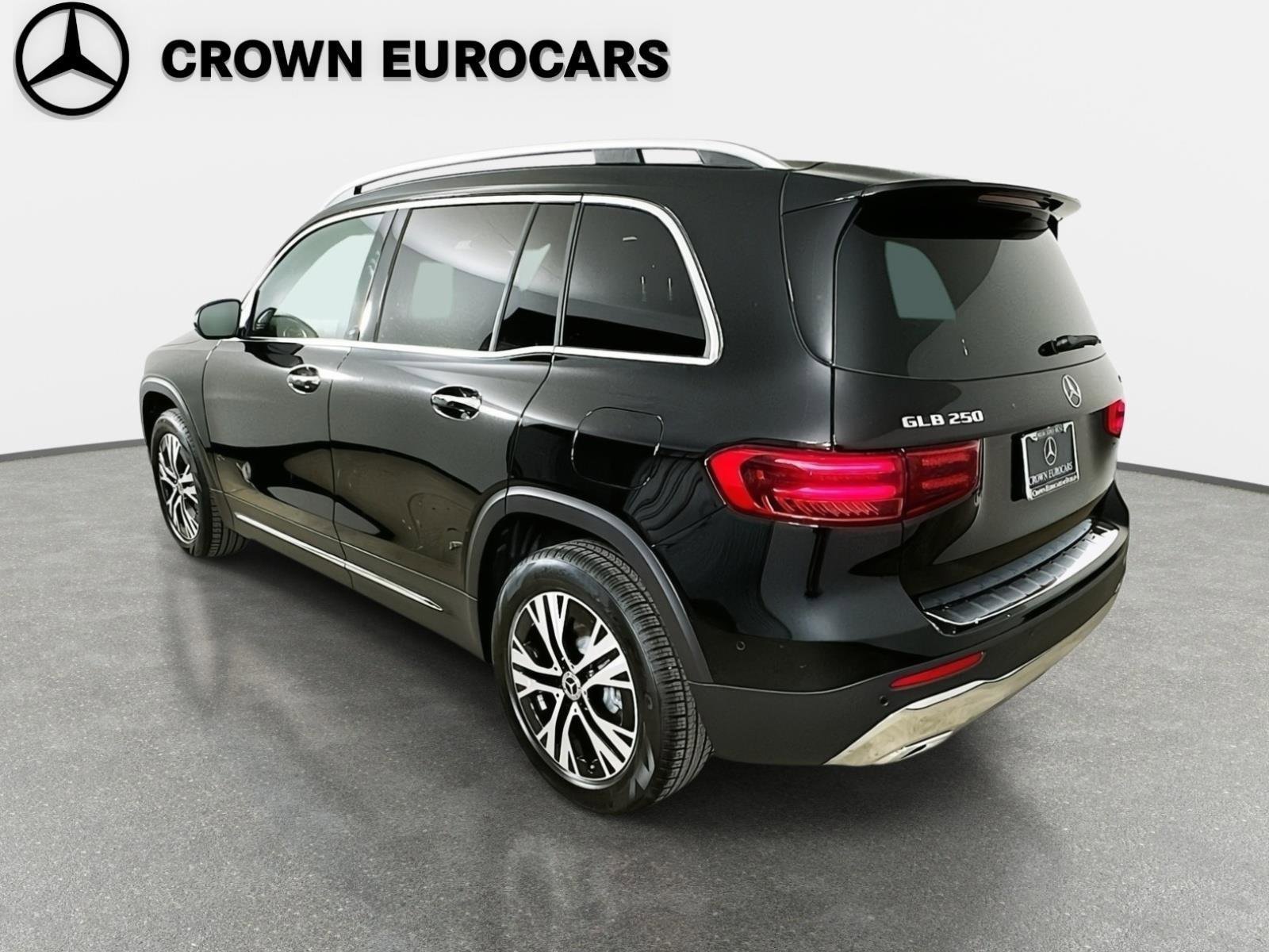 Certified 2025 Mercedes-Benz GLB 250 4MATIC image 5