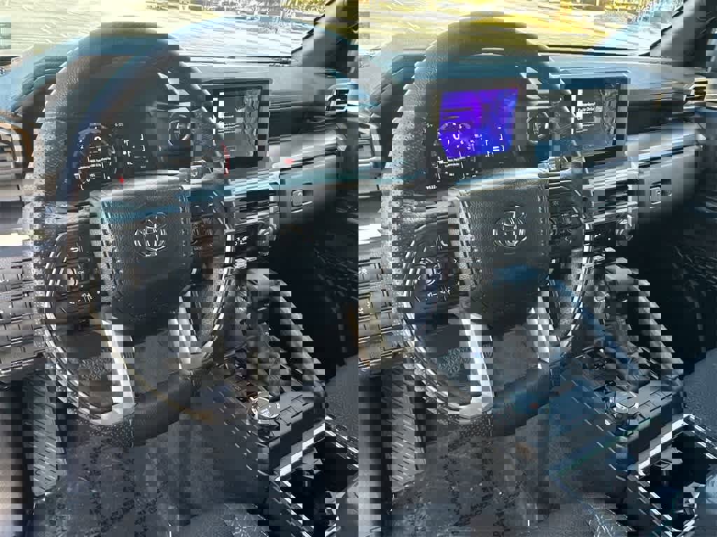 Used 2025 Toyota 4Runner SR5 image 13