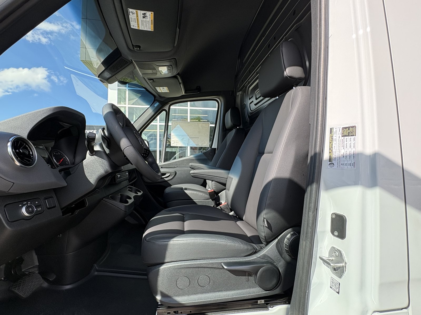 New 2026 Mercedes-Benz Sprinter 2500 image 10