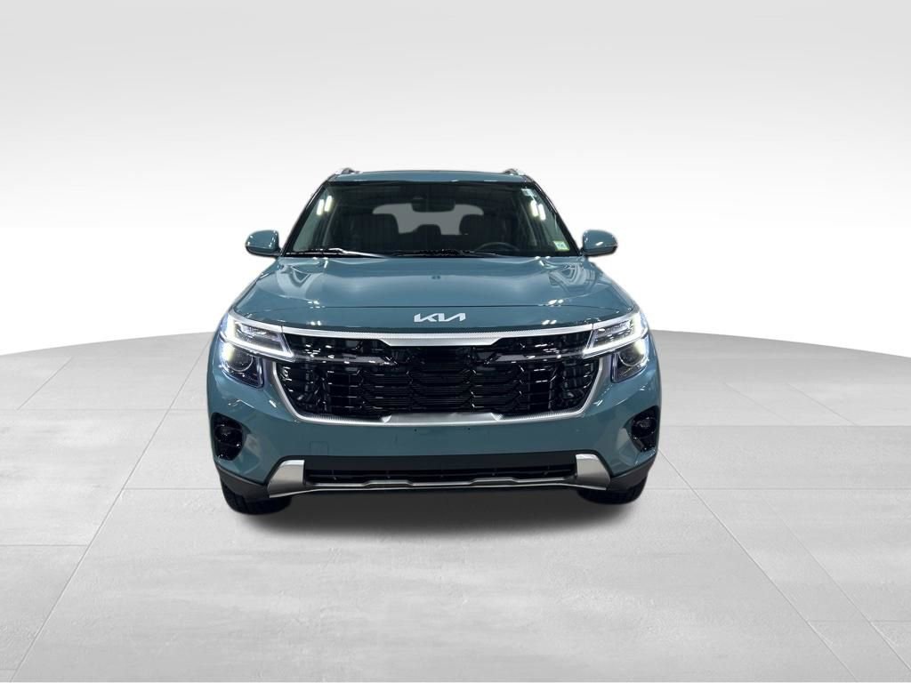 Certified 2025 Kia Seltos EX image 6