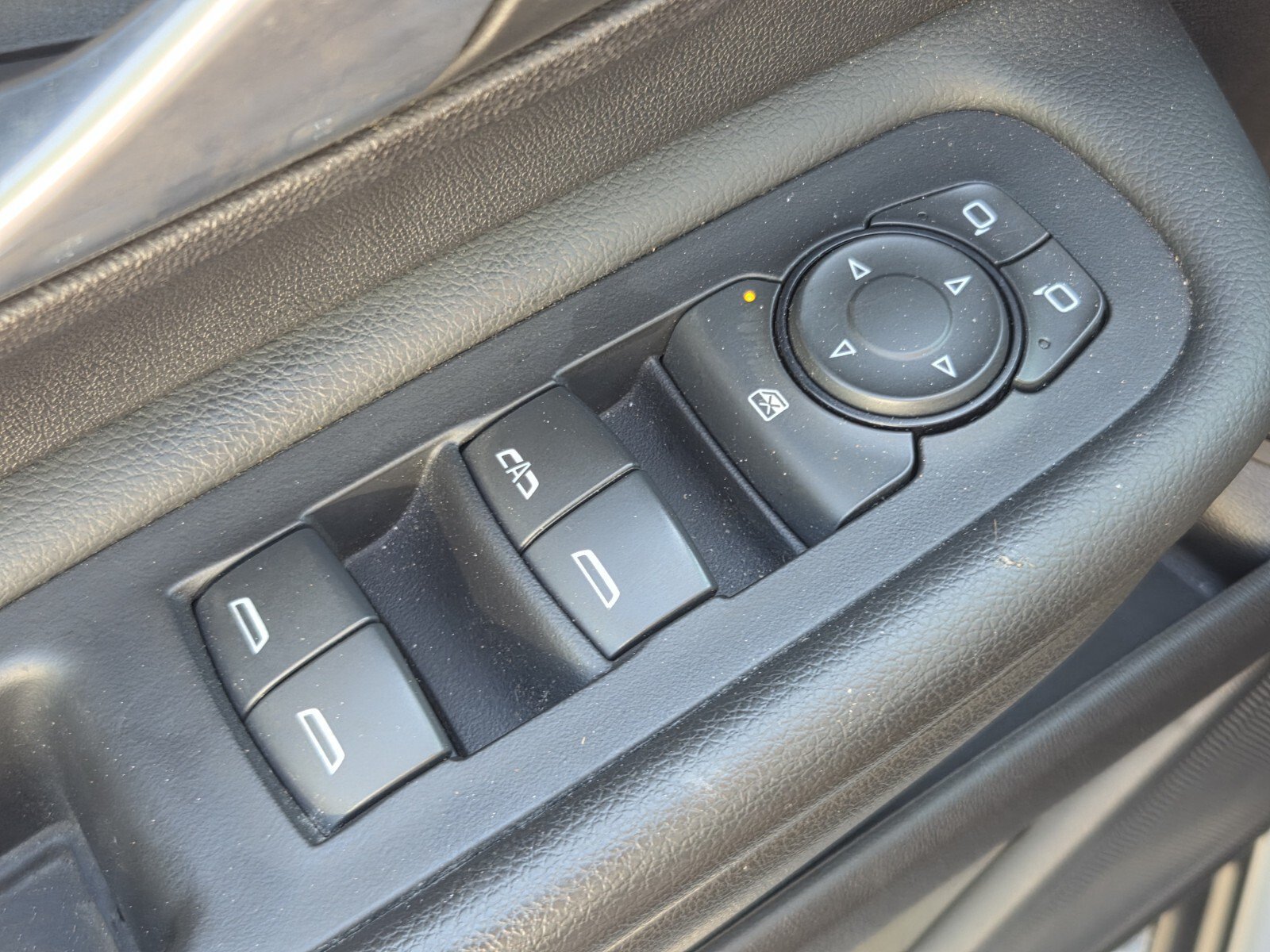Certified 2024 GMC Terrain SLE w/ Driver Convenience Package FWD image 30