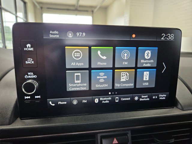 Used 2025 Honda Pilot TrailSport image 24