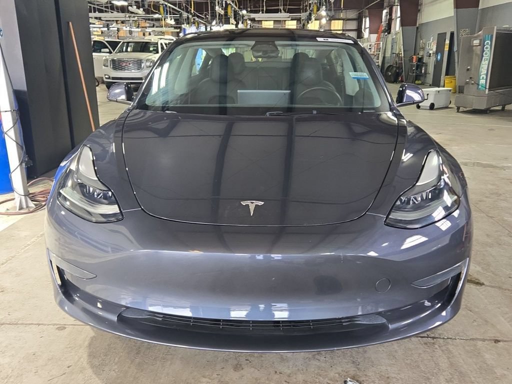 Used 2023 Tesla Model 3 Standard Range RWD image 2