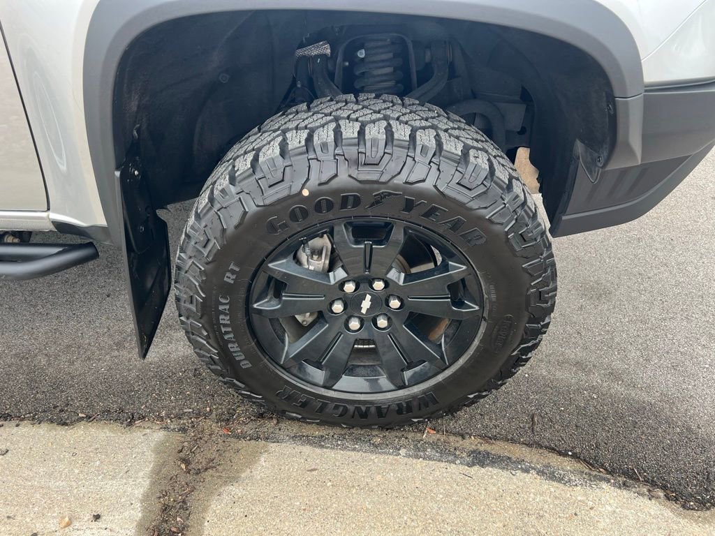Used 2020 Chevrolet Colorado ZR2 w/ ZR2 Dusk Special Edition AWD/4WD image 12