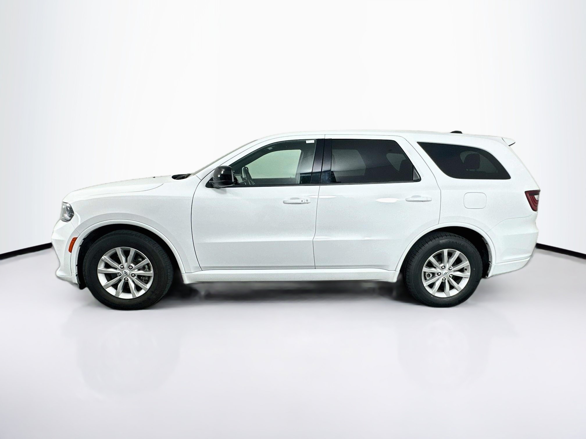 Used 2025 Dodge Durango GT RWD image 4