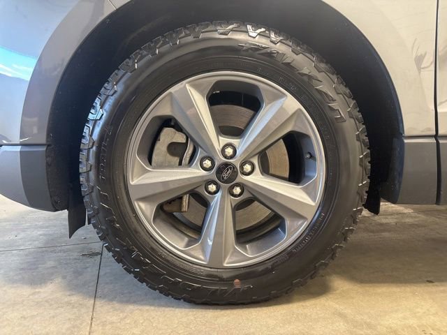 Used 2022 Ford Edge SEL w/ Sport Appearance Package AWD/4WD image 9