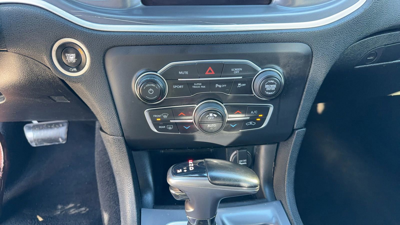 Used 2020 Dodge Charger R/T RWD image 23