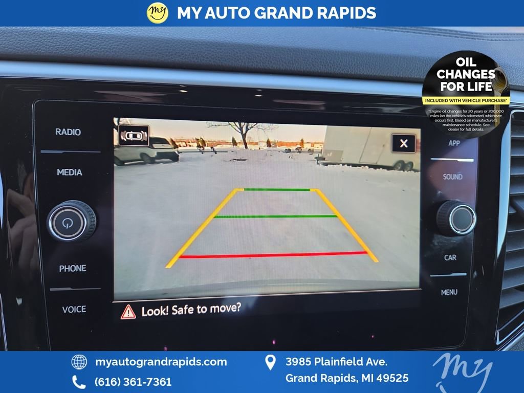 Used 2022 Volkswagen Atlas Cross Sport SE image 22