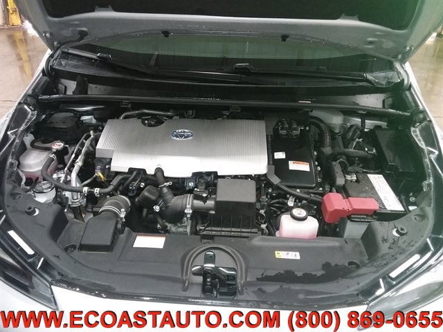 Used 2022 Toyota Prius L Eco FWD image 9