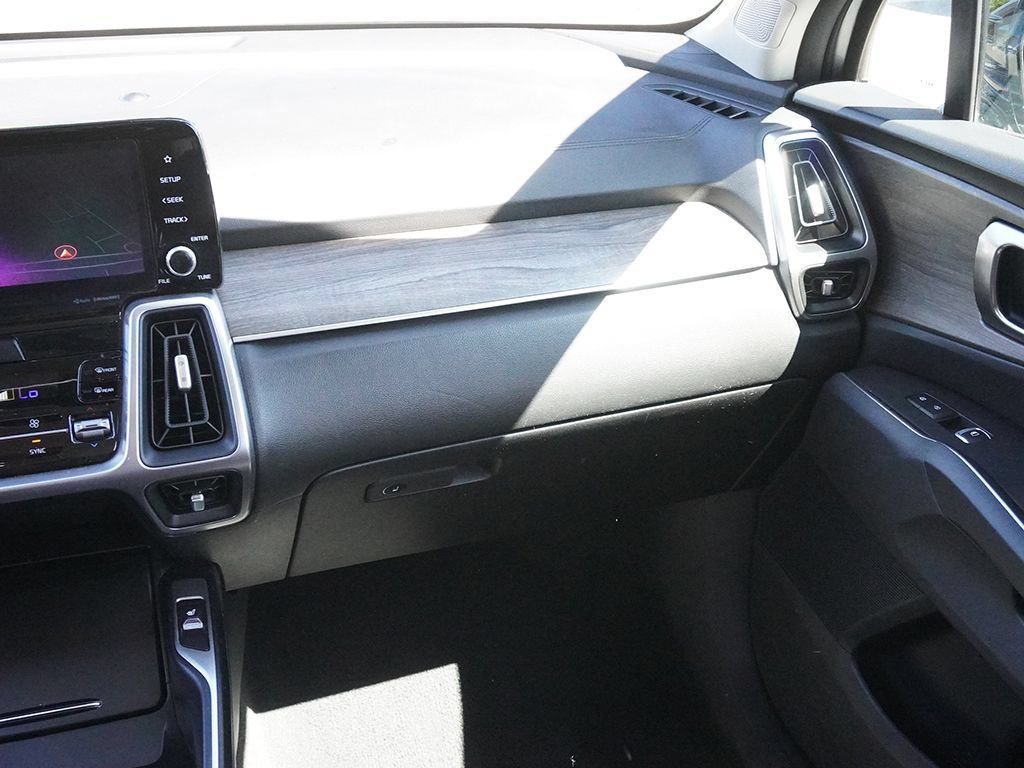 Used 2023 Kia Sorento S w/ Panoramic Sunroof Package AWD/4WD image 40