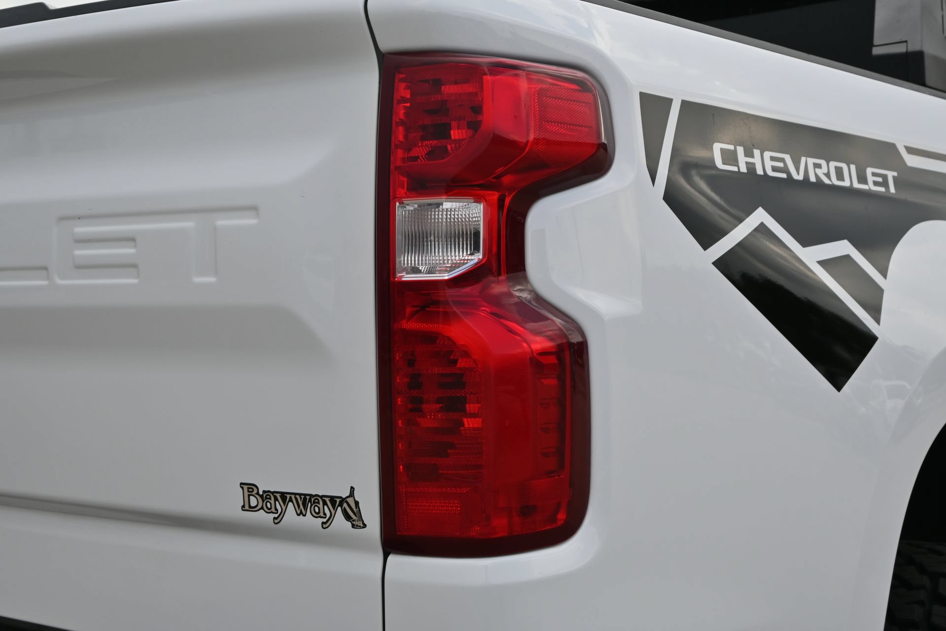 Used 2025 Chevrolet Silverado 1500 LT AWD/4WD image 22