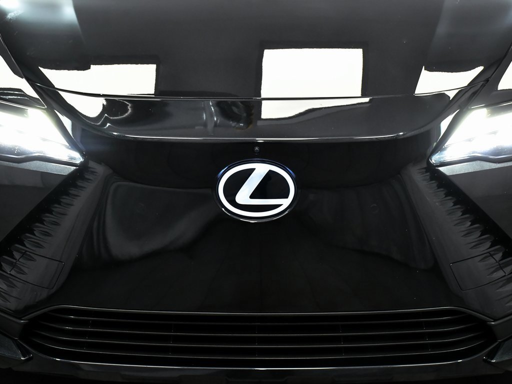 Used 2023 Lexus RZ 450e Premium image 79