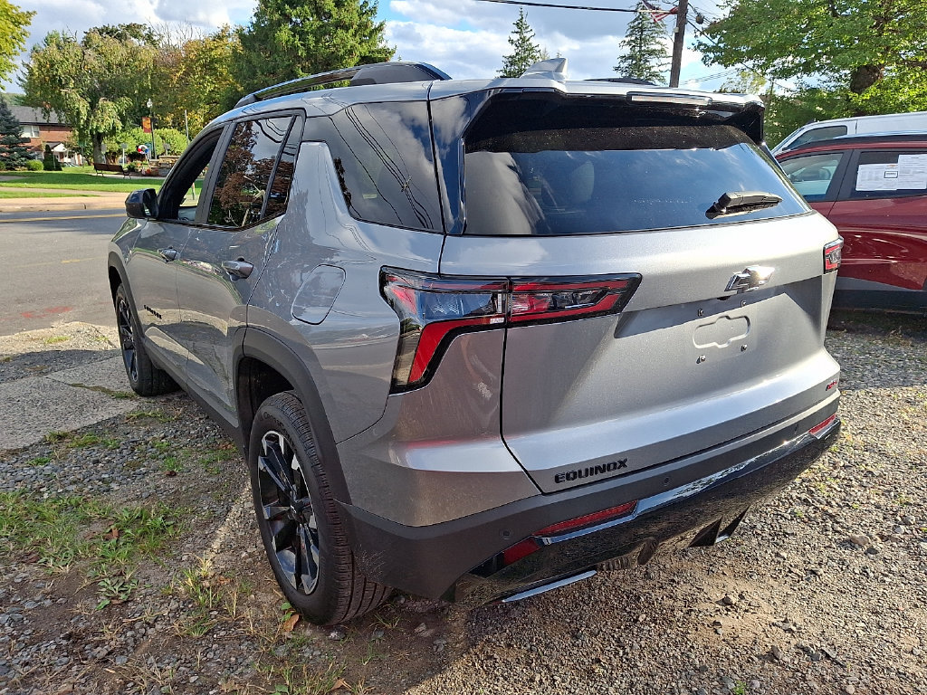Certified 2026 Chevrolet Equinox RS FWD image 6