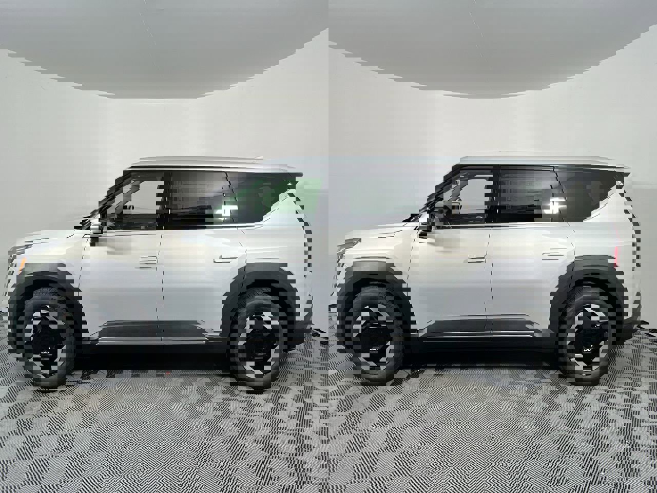 New 2026 Kia EV9 Wind image 8