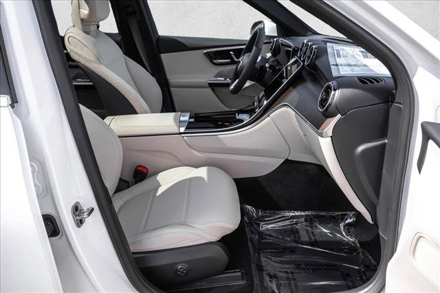 New 2026 Mercedes-Benz GLC 300 4MATIC image 24