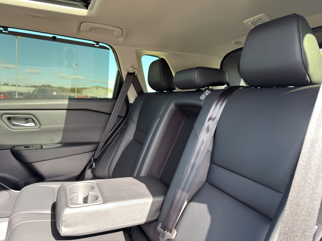New 2026 Nissan Rogue SV image 34
