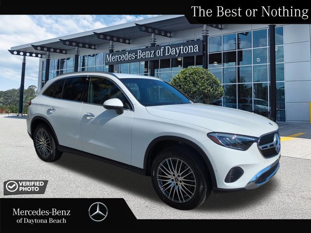 Used 2026 Mercedes-Benz GLC 300 image 1